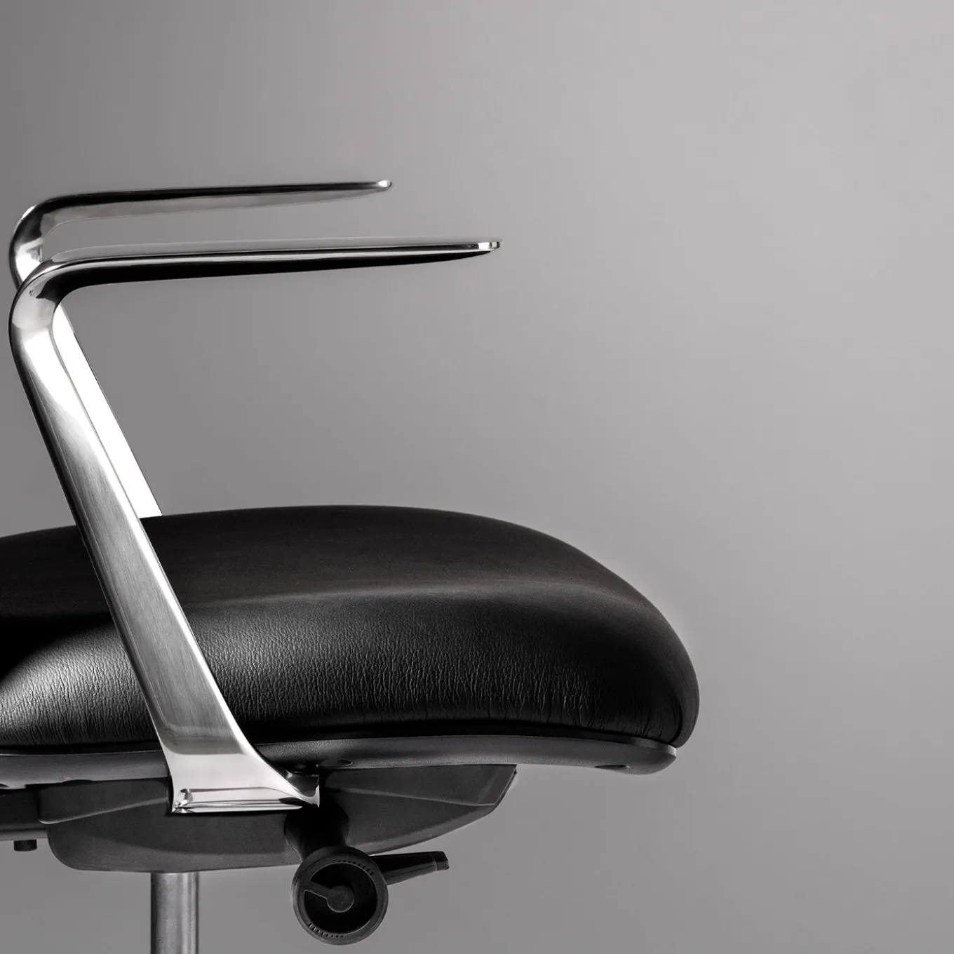 Ikon 1 Black Leather Swivel Office Chair