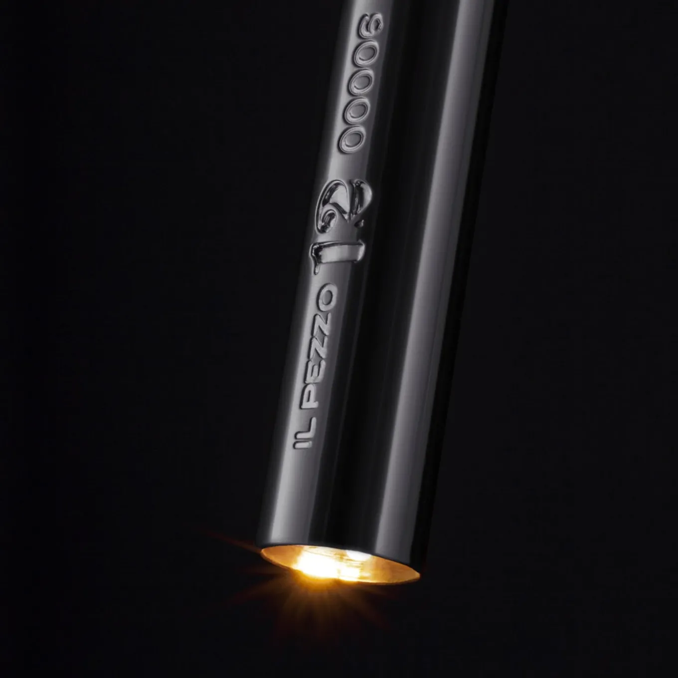 Il Pezzo 12 Cluster 9-pendants Black-Gold Chandelier