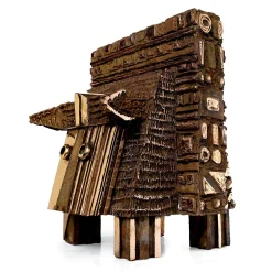 Il Toro dal Muso Mezzo d'Oro Sculpture