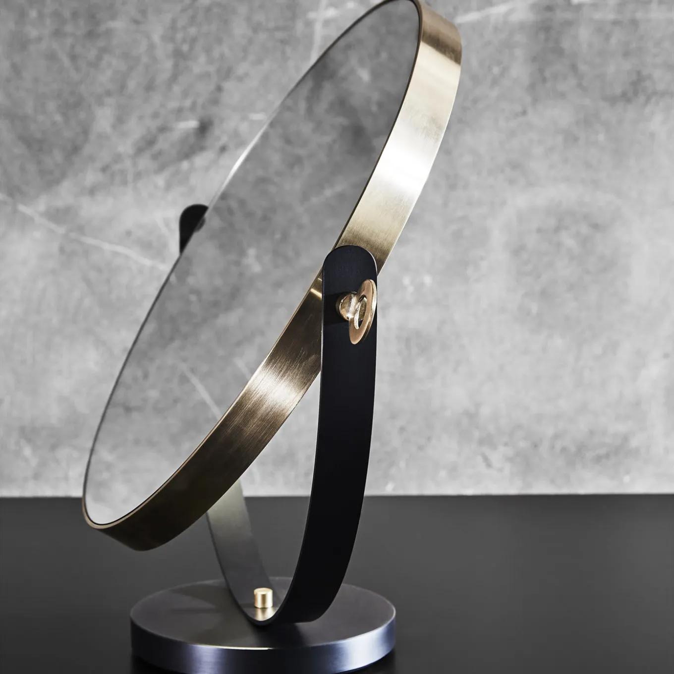 Ilario Mirror by Federica Biasi