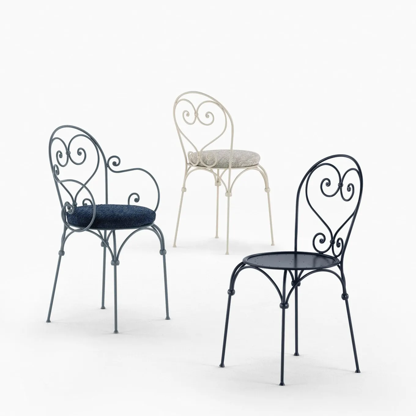 Inbloom Cushioned Wrought Iron White Chair