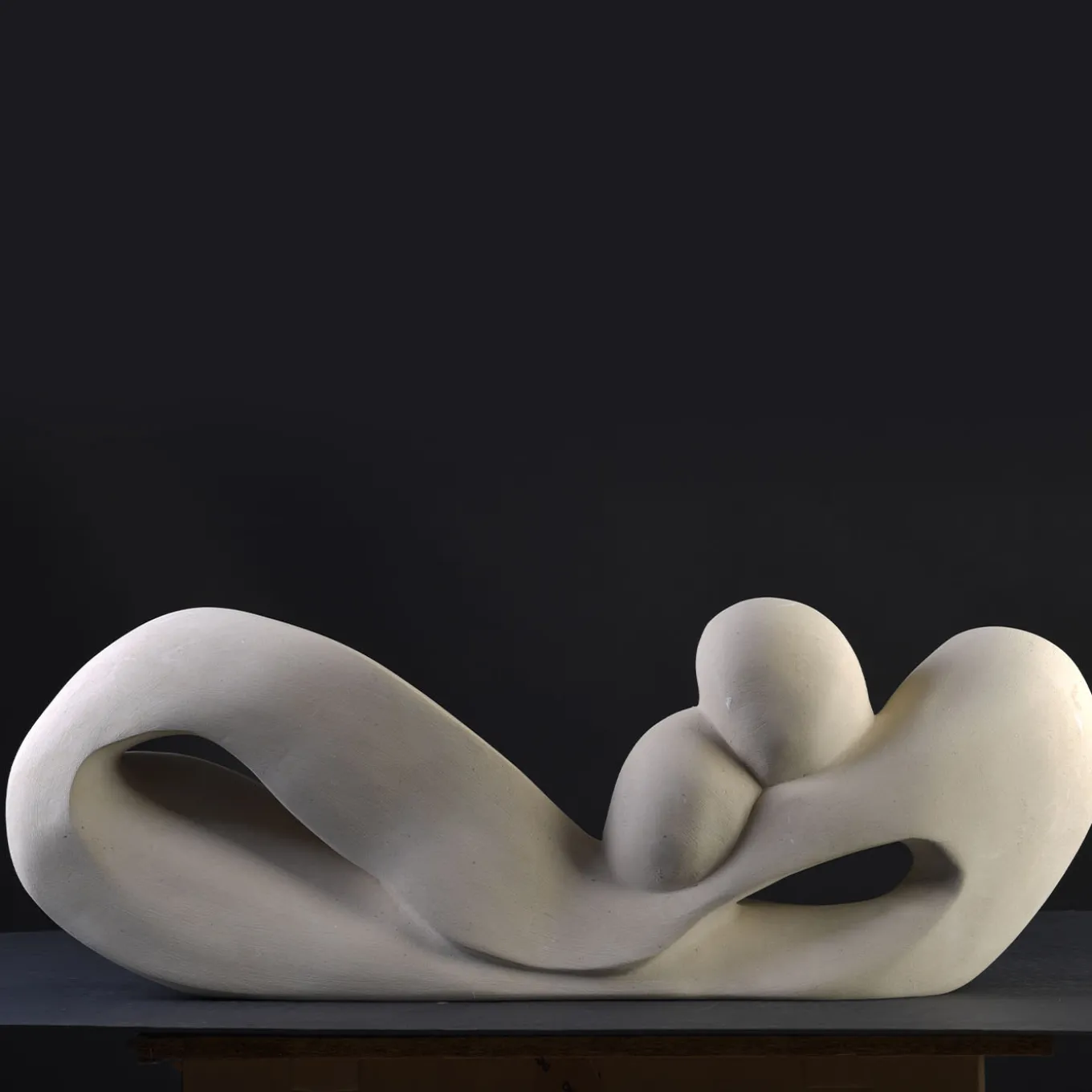 Infinity Lecce Stone Sculpture