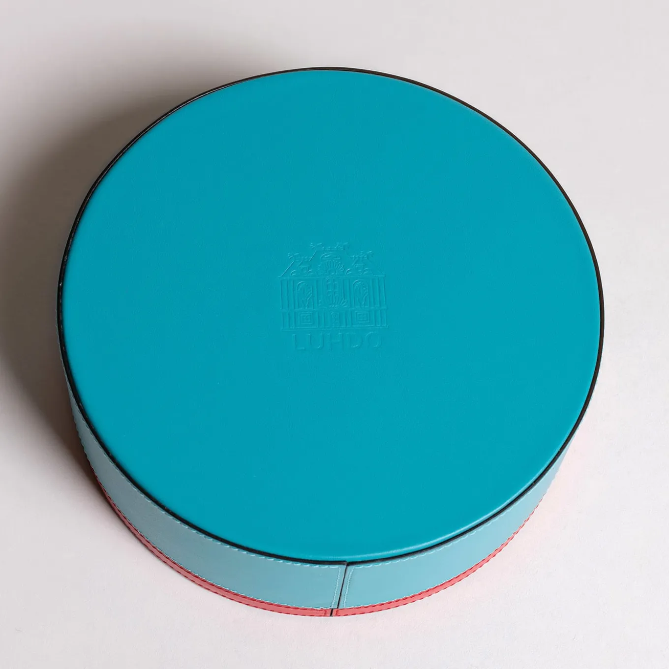 Intarsio Briolette Turquoise and True Red Circle Box