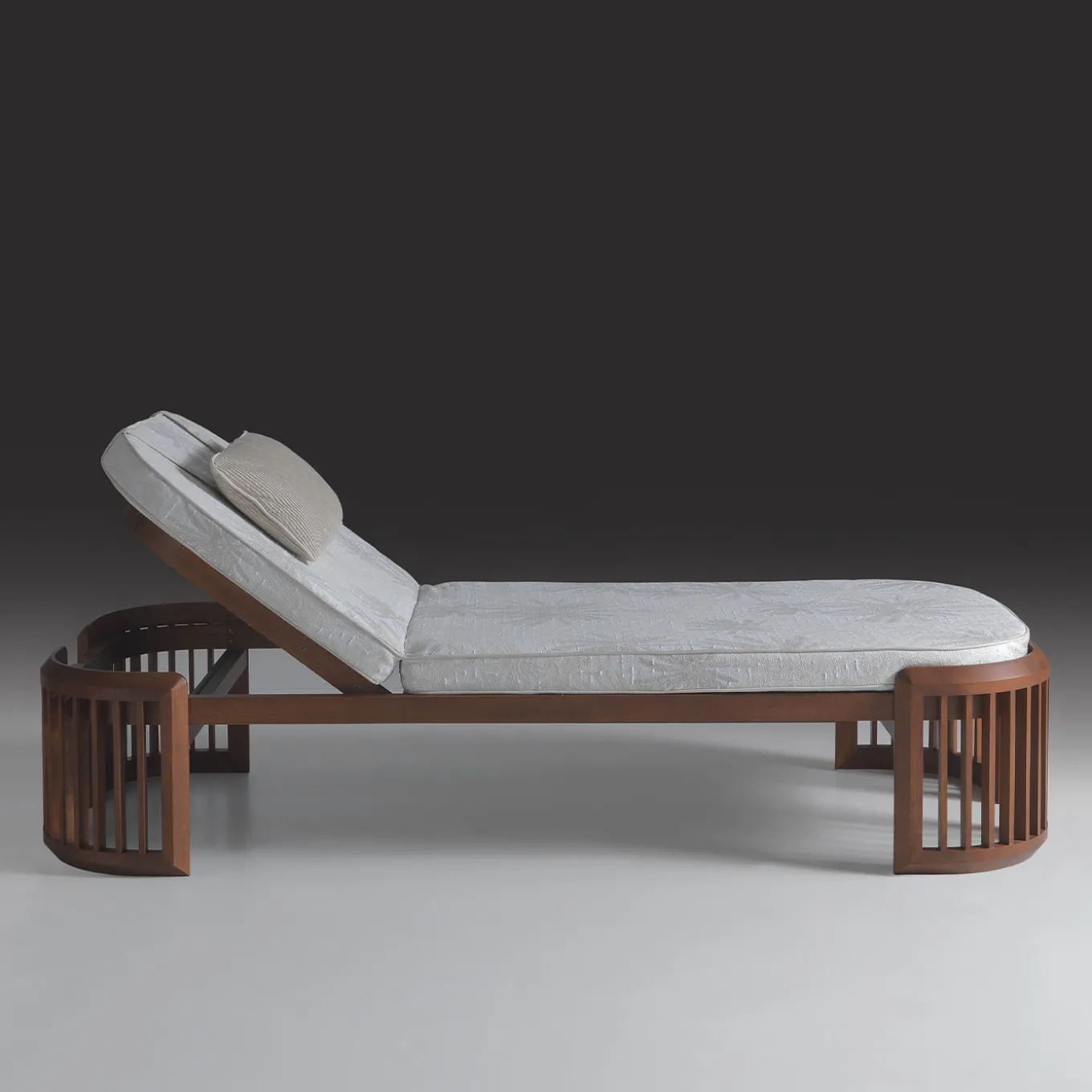 Iroko Outdoor Sun Lounger #1