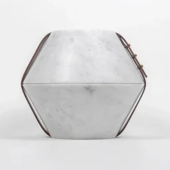 Istanti Inclusi Hourglass-Like Container
