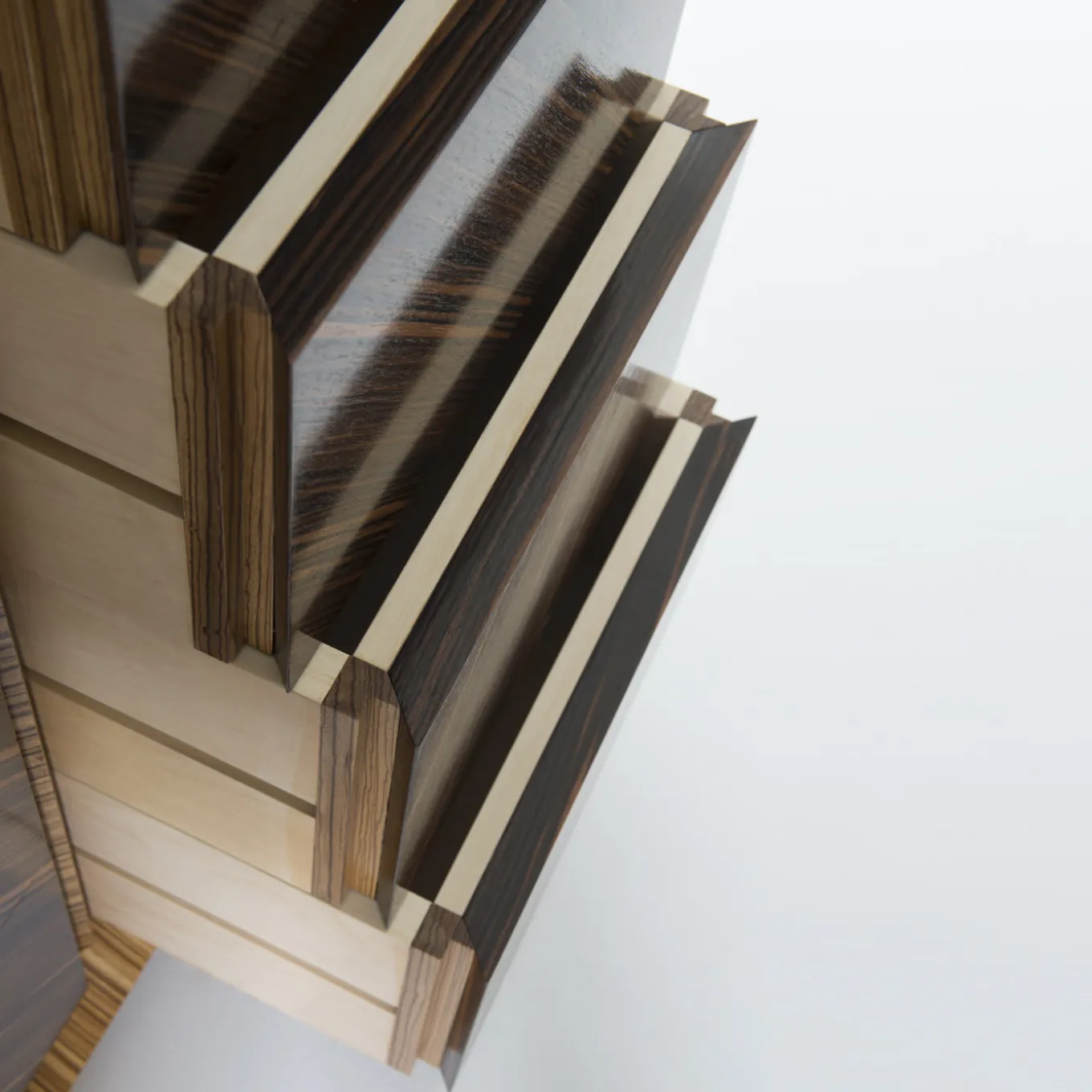 Italia Chest of Drawers 1944