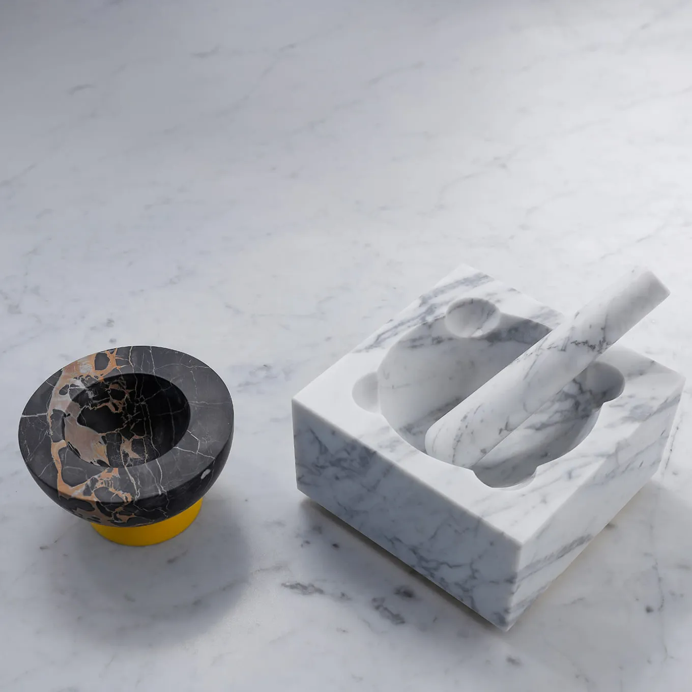J&J White Carrara and Portoro Vena Gold Marble Mortar & Pestle