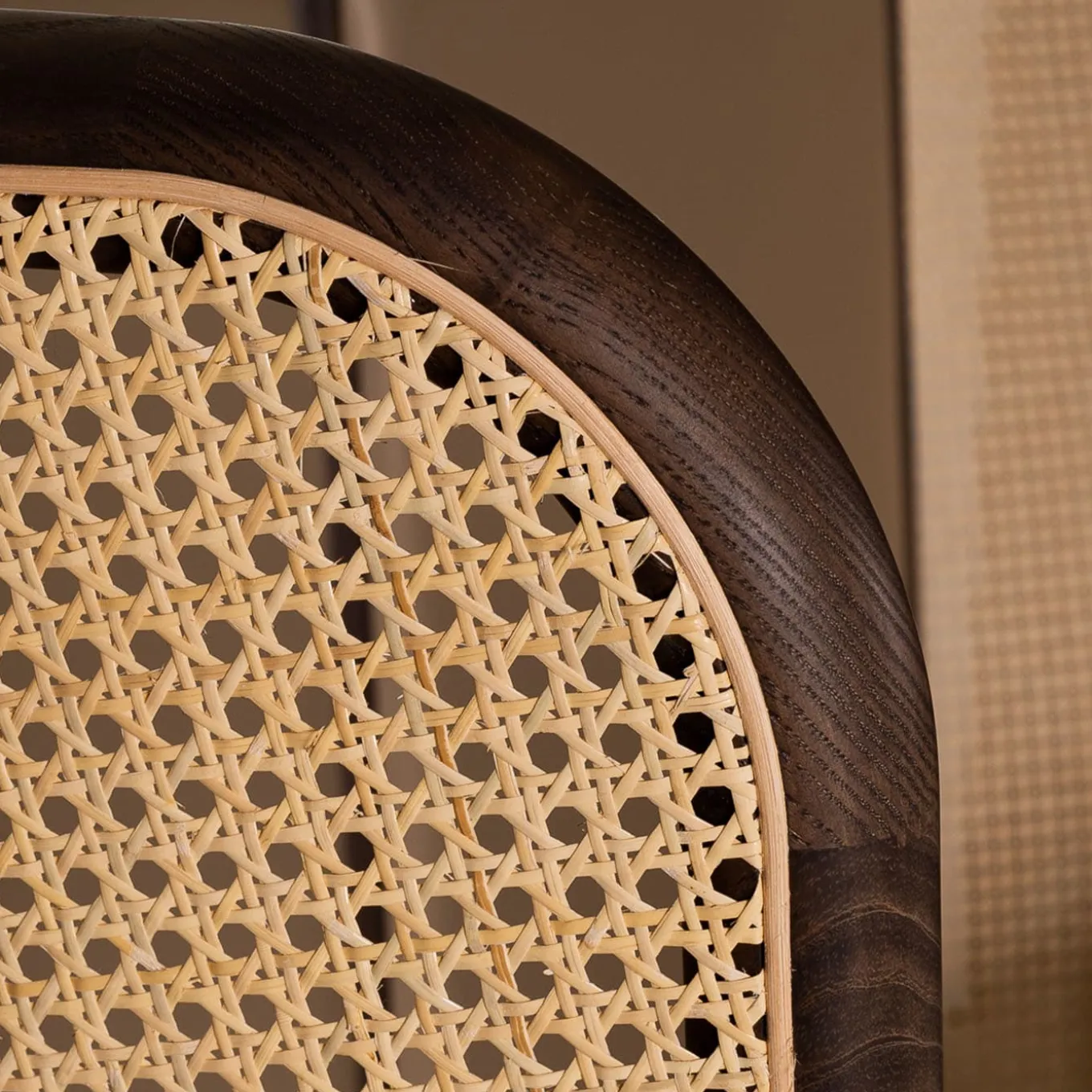 Joyce Bed by Libero Rutilo