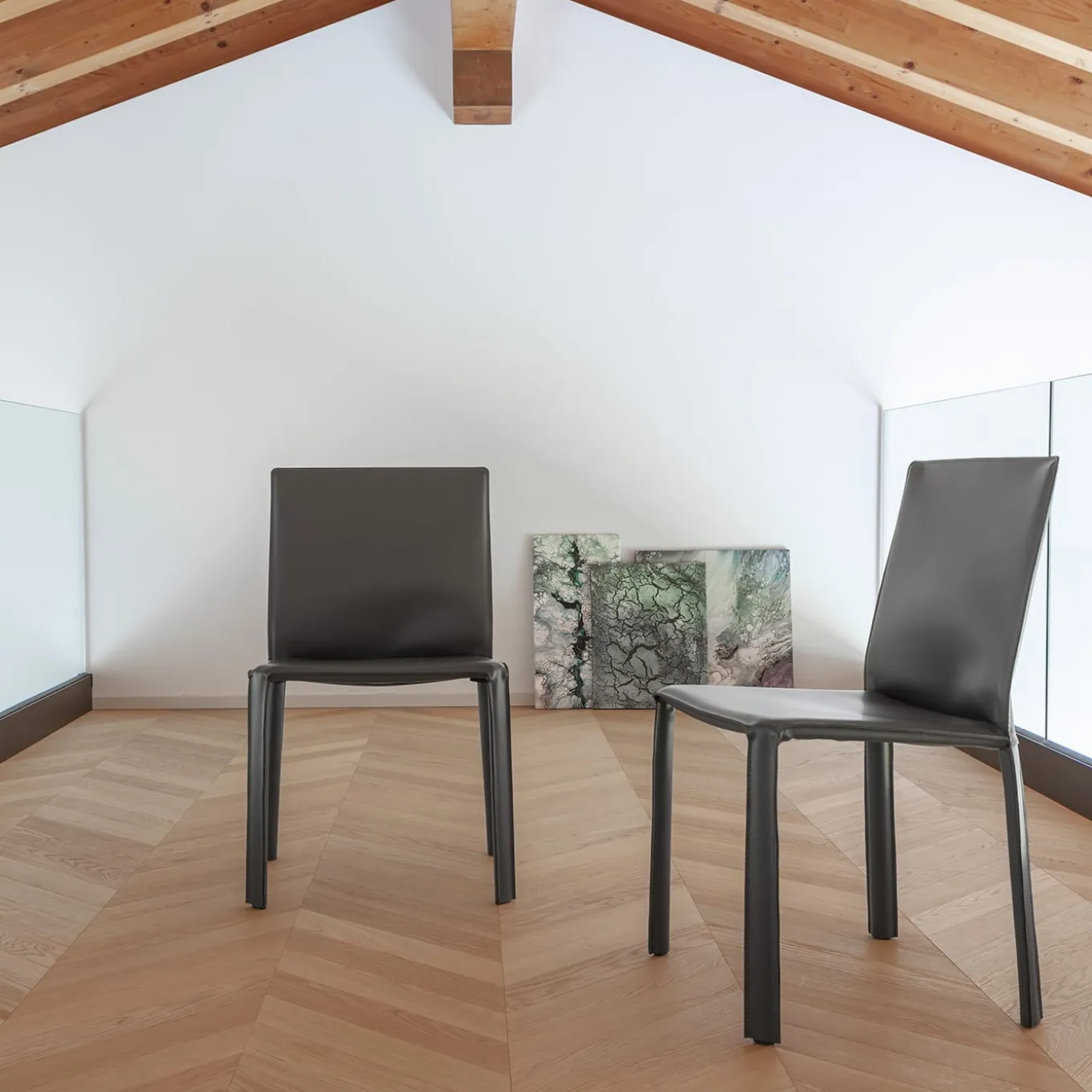 Jumpsuite Gray Leather Chair