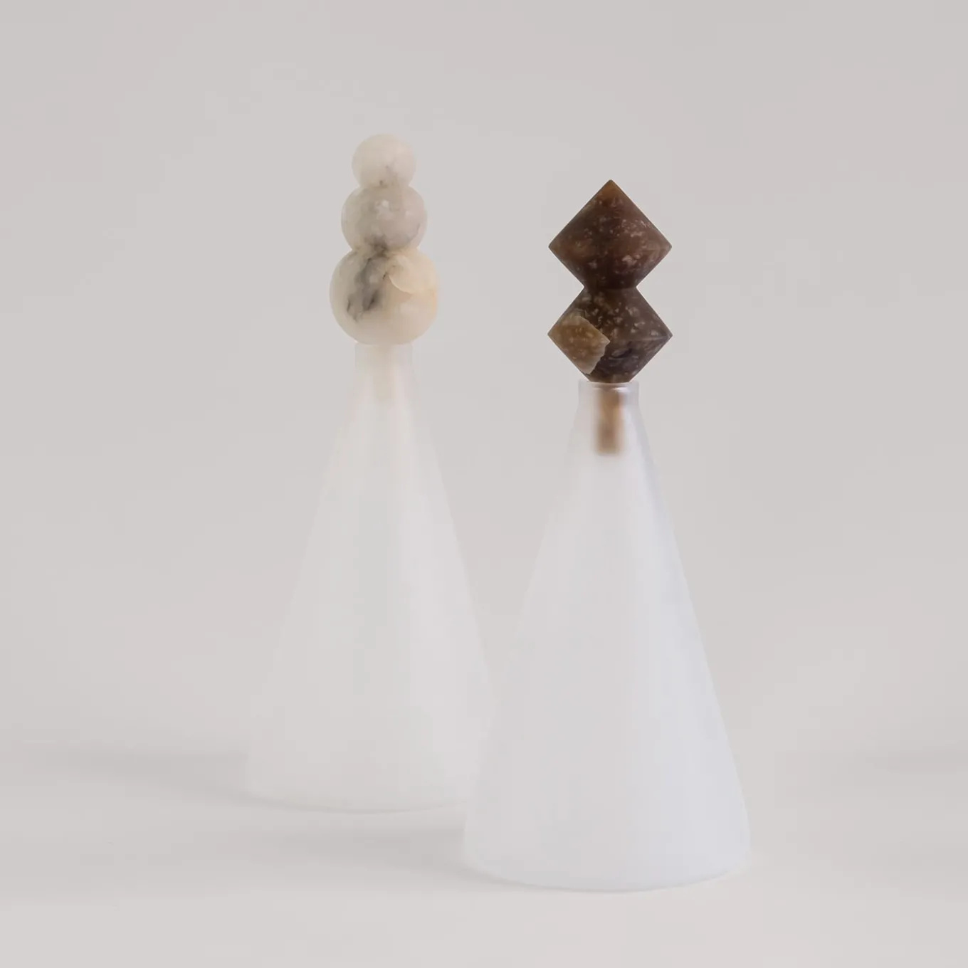 KITE V1 Glass & Alabaster Decorative Bottle