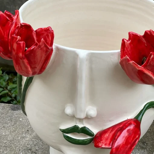 La Conturbante Anthropomorphic White Vase