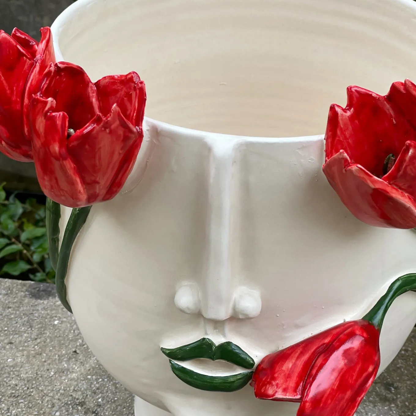 La Conturbante Anthropomorphic White Vase