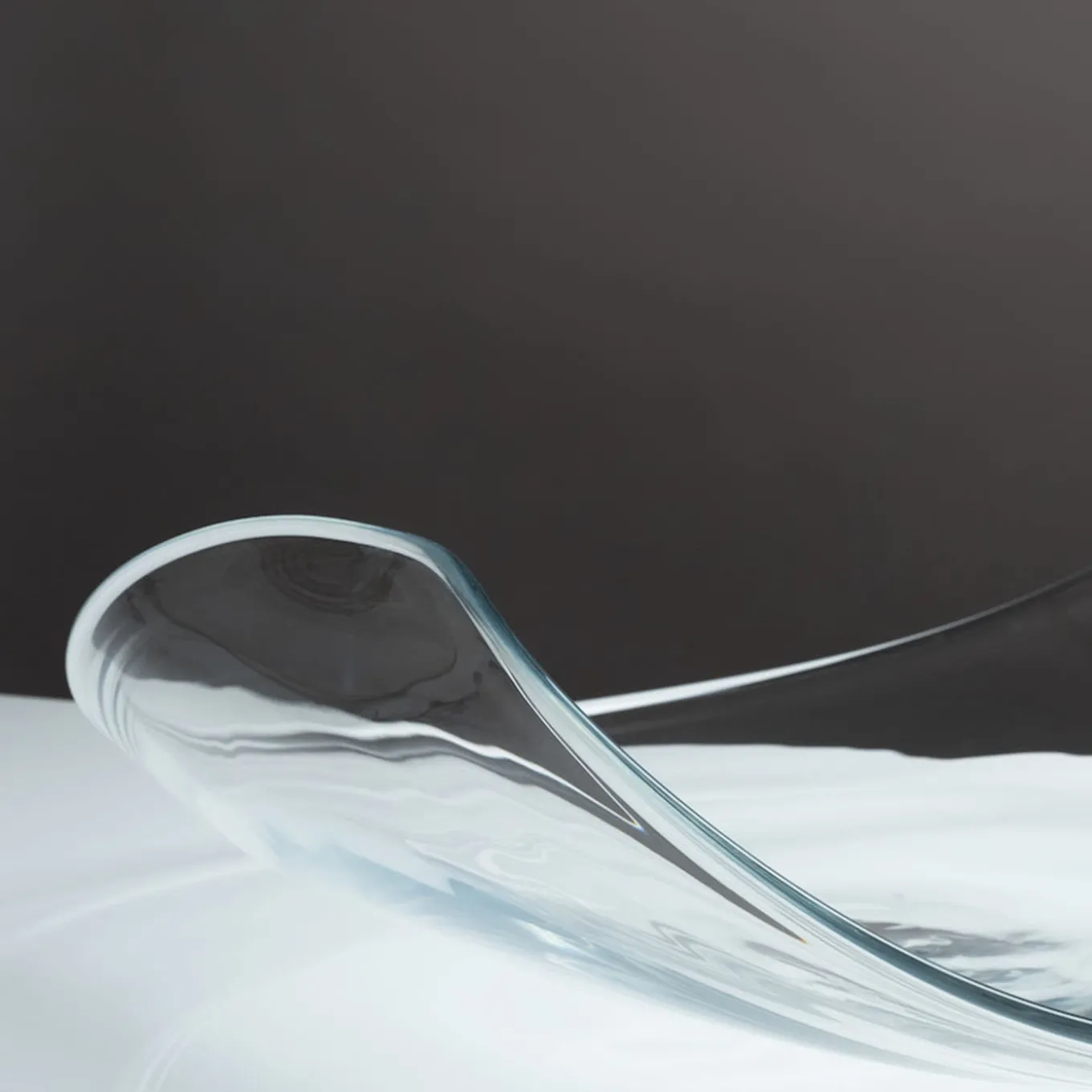 Laguna Stua Steel Gray Centerpiece