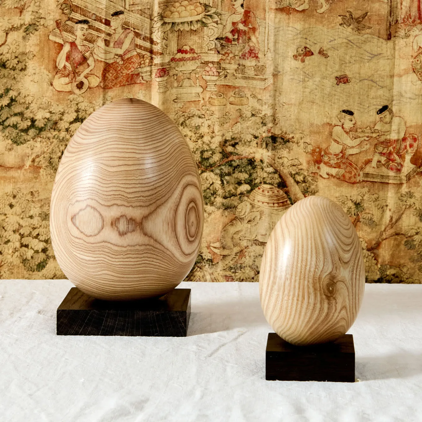 Large Uovo limited edition wood decorative object #14