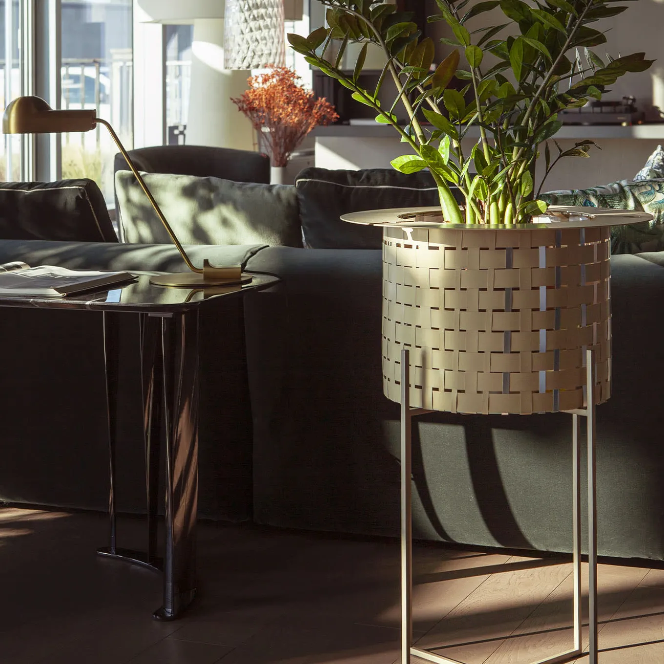 Latus Golden Cachepot