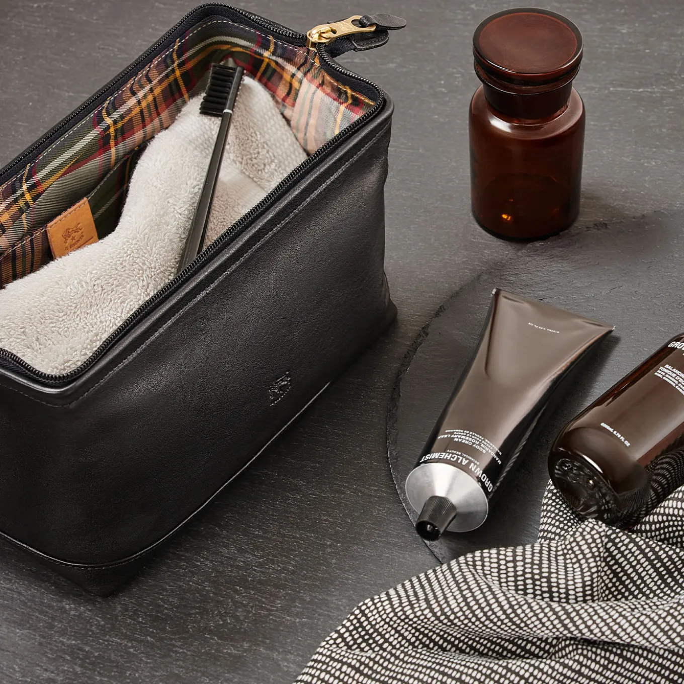 Leather Black Pouch