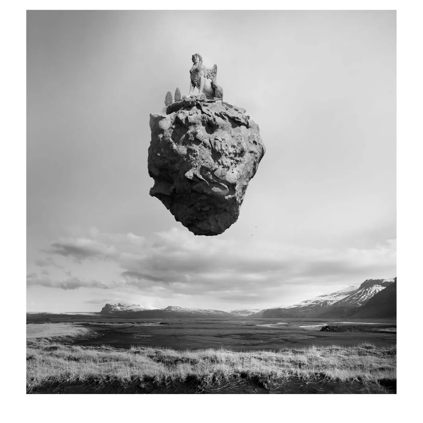 Levitation - Belvedere Sphinx Photography