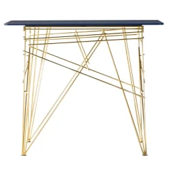 Lin Console by Claudia Campone and Martina Stancati