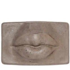 Lips Nashira Sculpture
