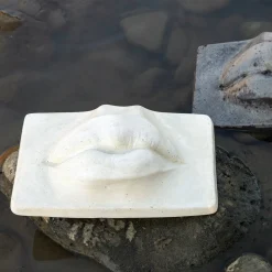 Lips Vega Sculpture