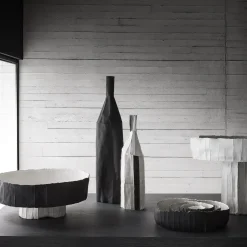 LISCIA E18/Black Decorative Bottle