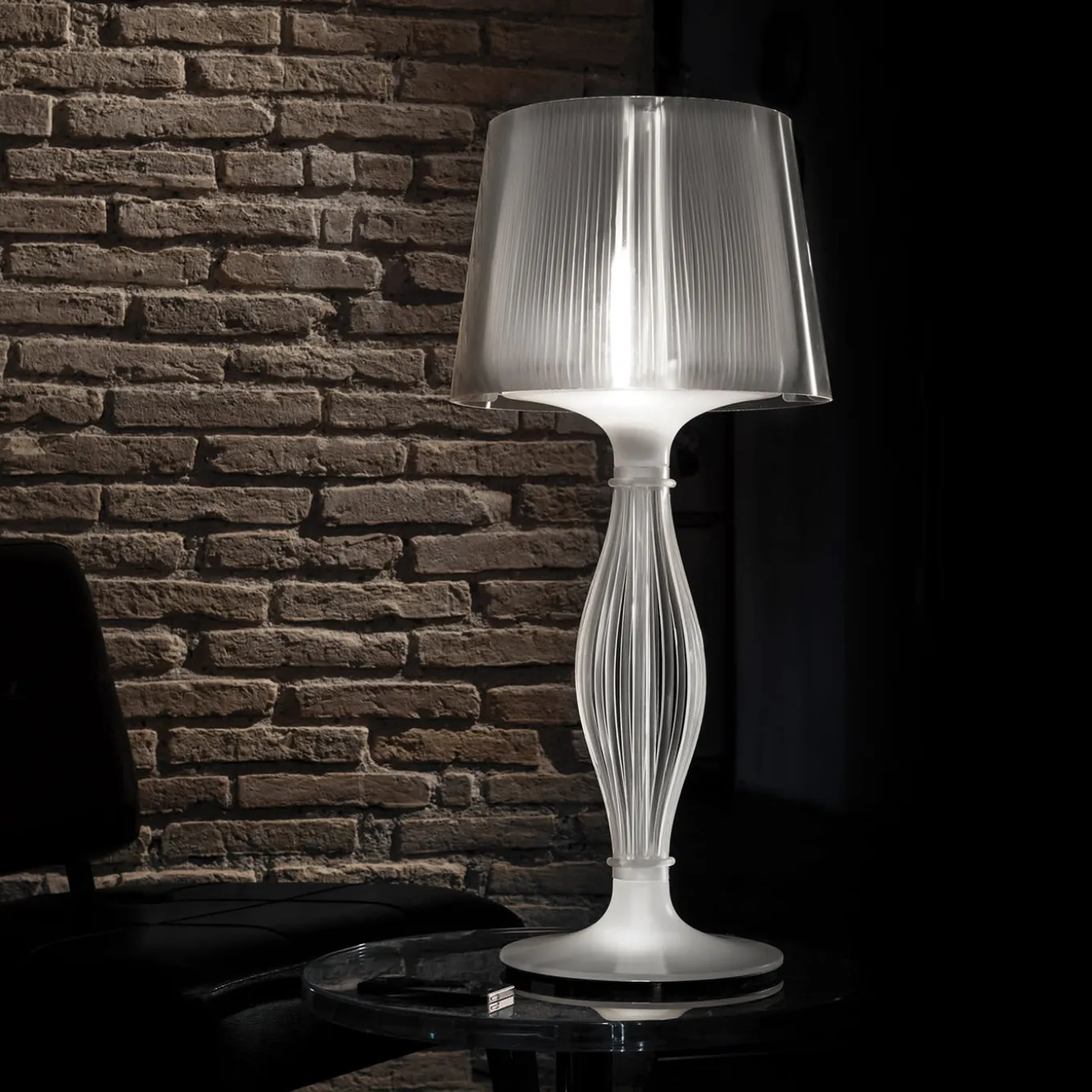 Liza Transparent Table Lamp