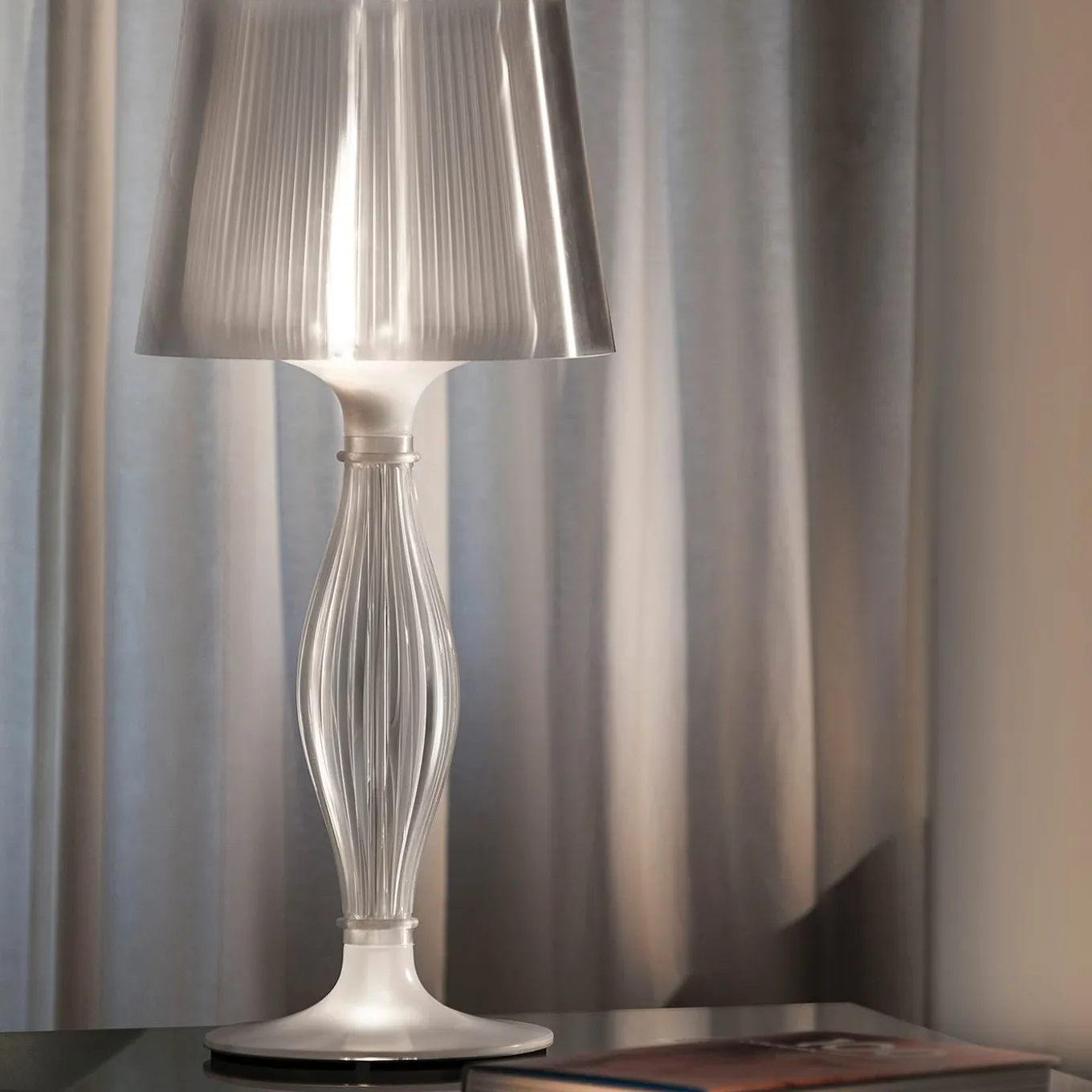 Liza Transparent Table Lamp