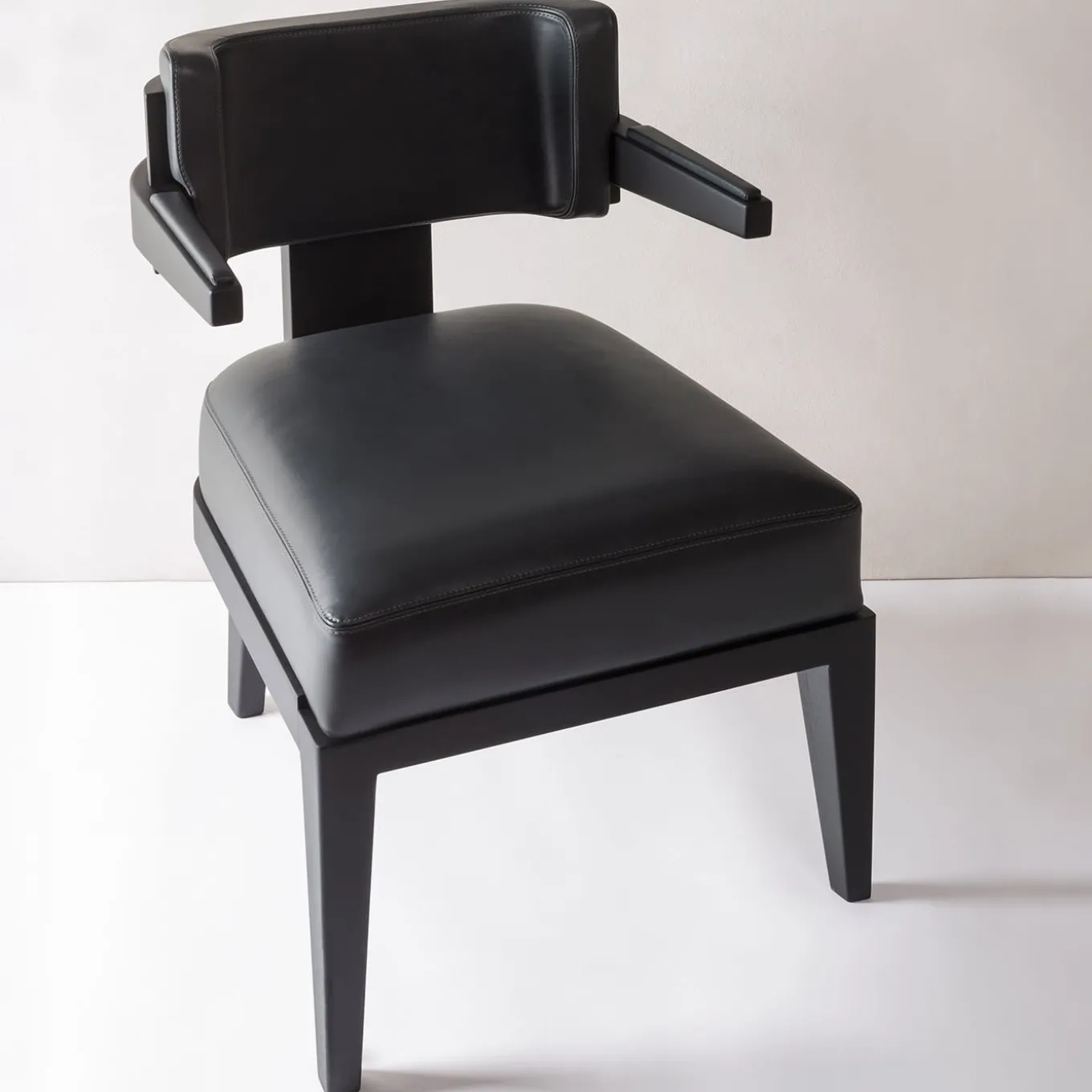 Lluis Chair with Soft Armrests