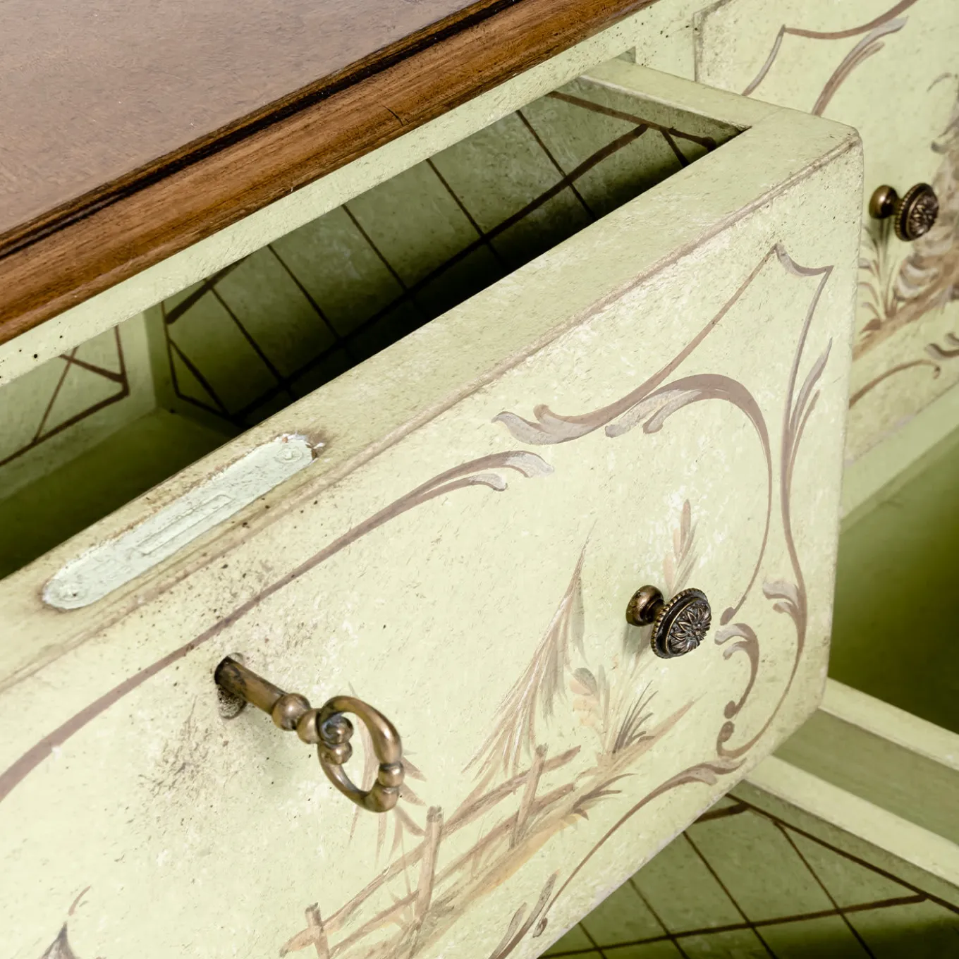 Lombardia Green Dresser