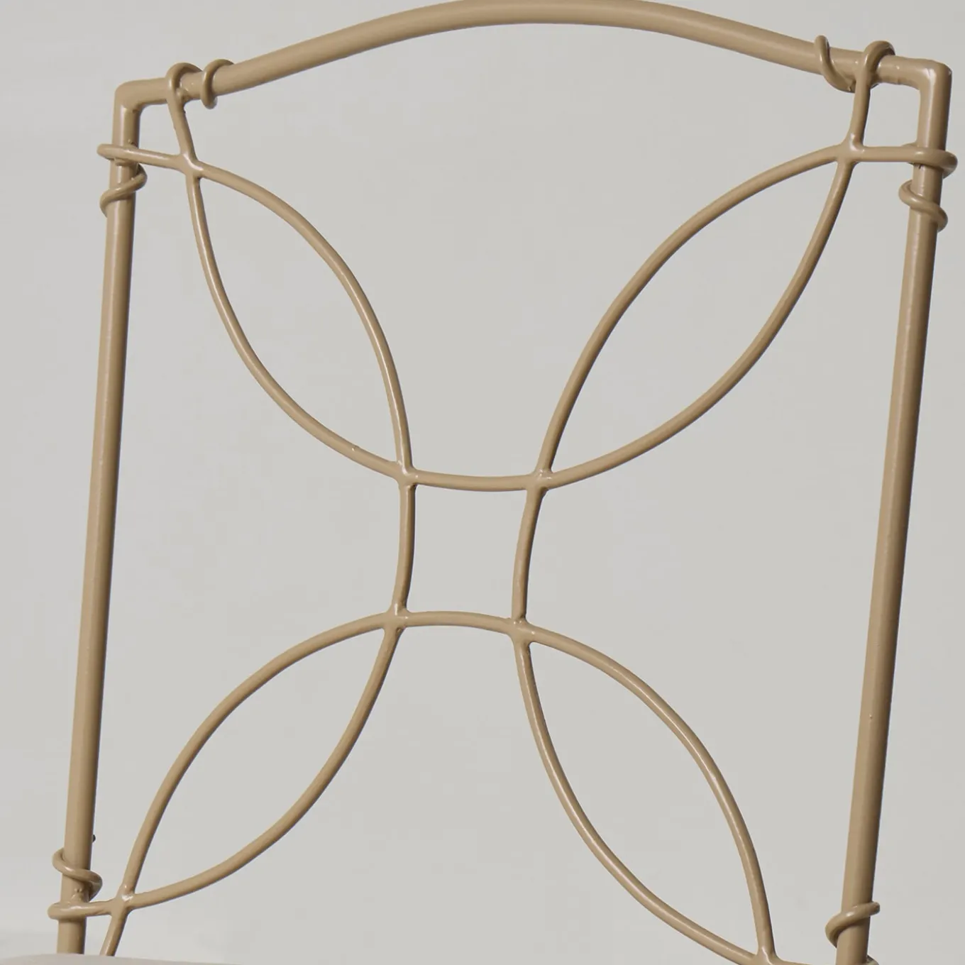 Lotus Iron Outdoor Chair