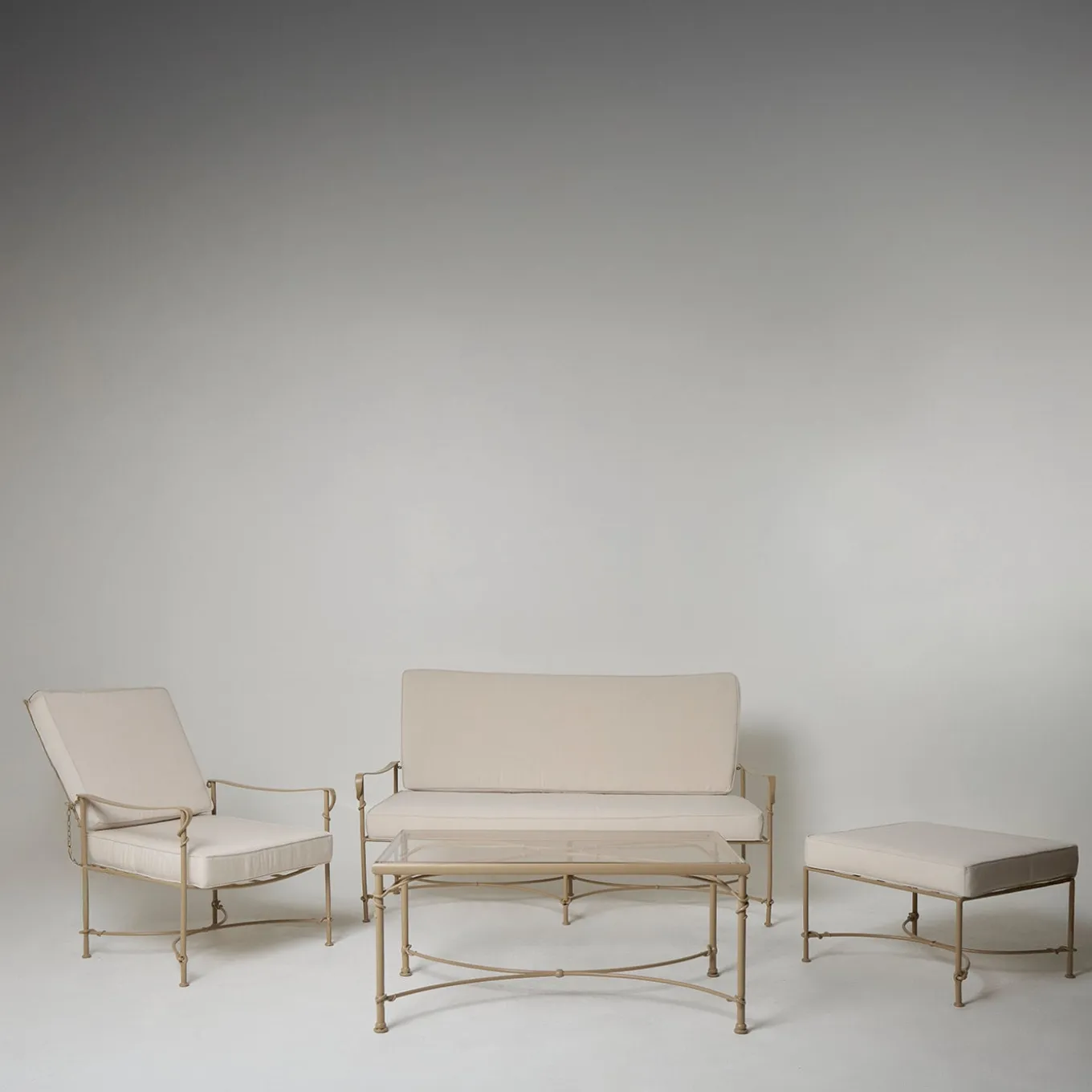 Lotus Iron Outdoor Reclining Armchair