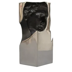 Loves who don’t know how to get by in this world (HE) Sculpture #1