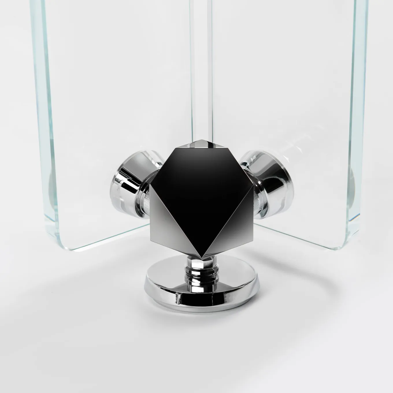 Lungolinea Chrome Edition Ping-Pong Table