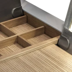 MAKEmeUP Vanity Desk