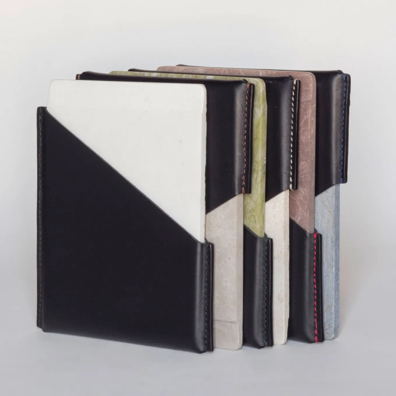 Mappe Azul Macauba Chopping Board