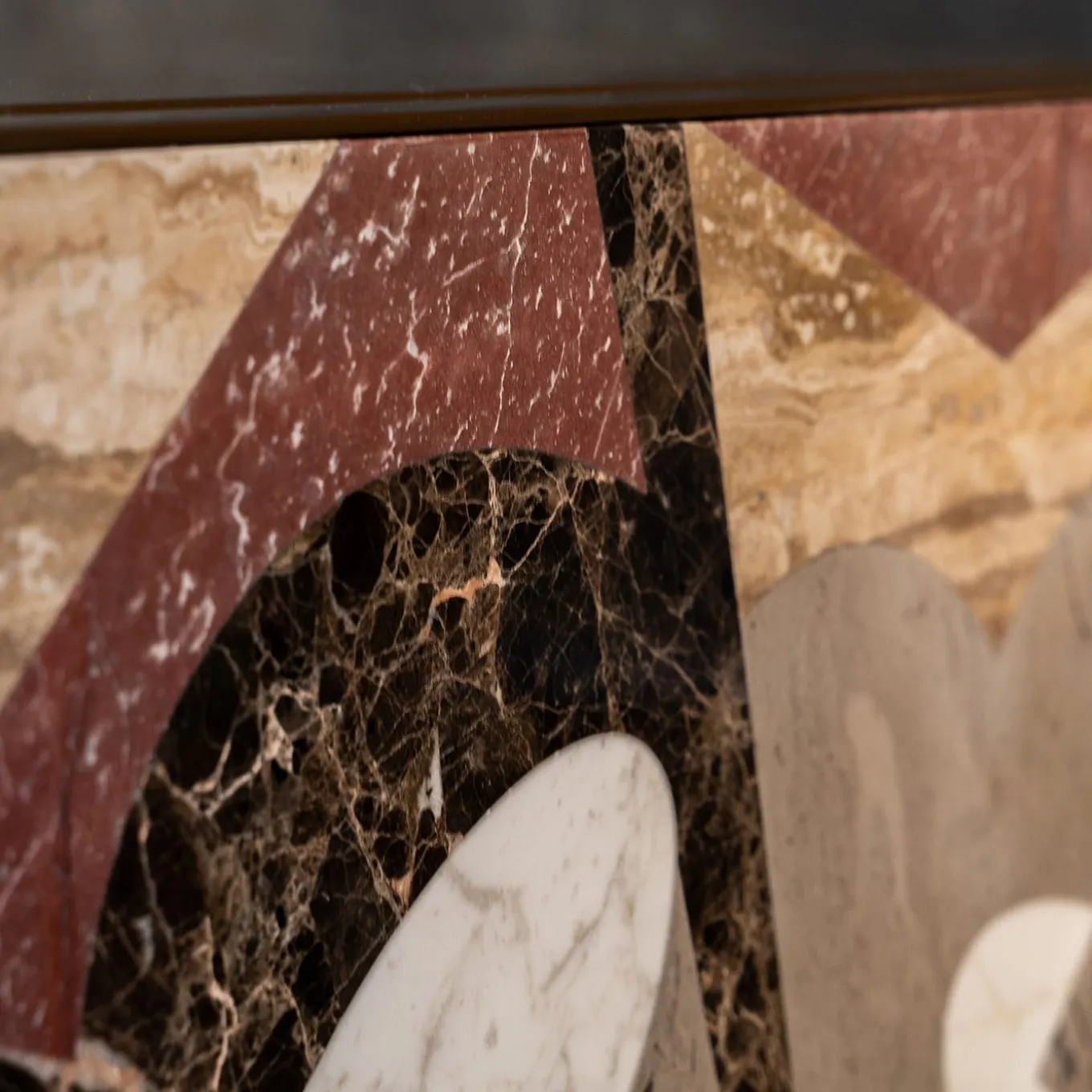 Marble Esplosione Low Brown Cabinet