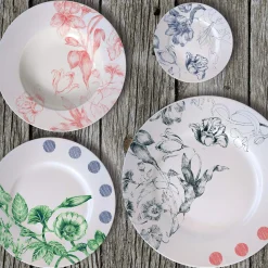 Marie Antoinette Black Dessert Plate