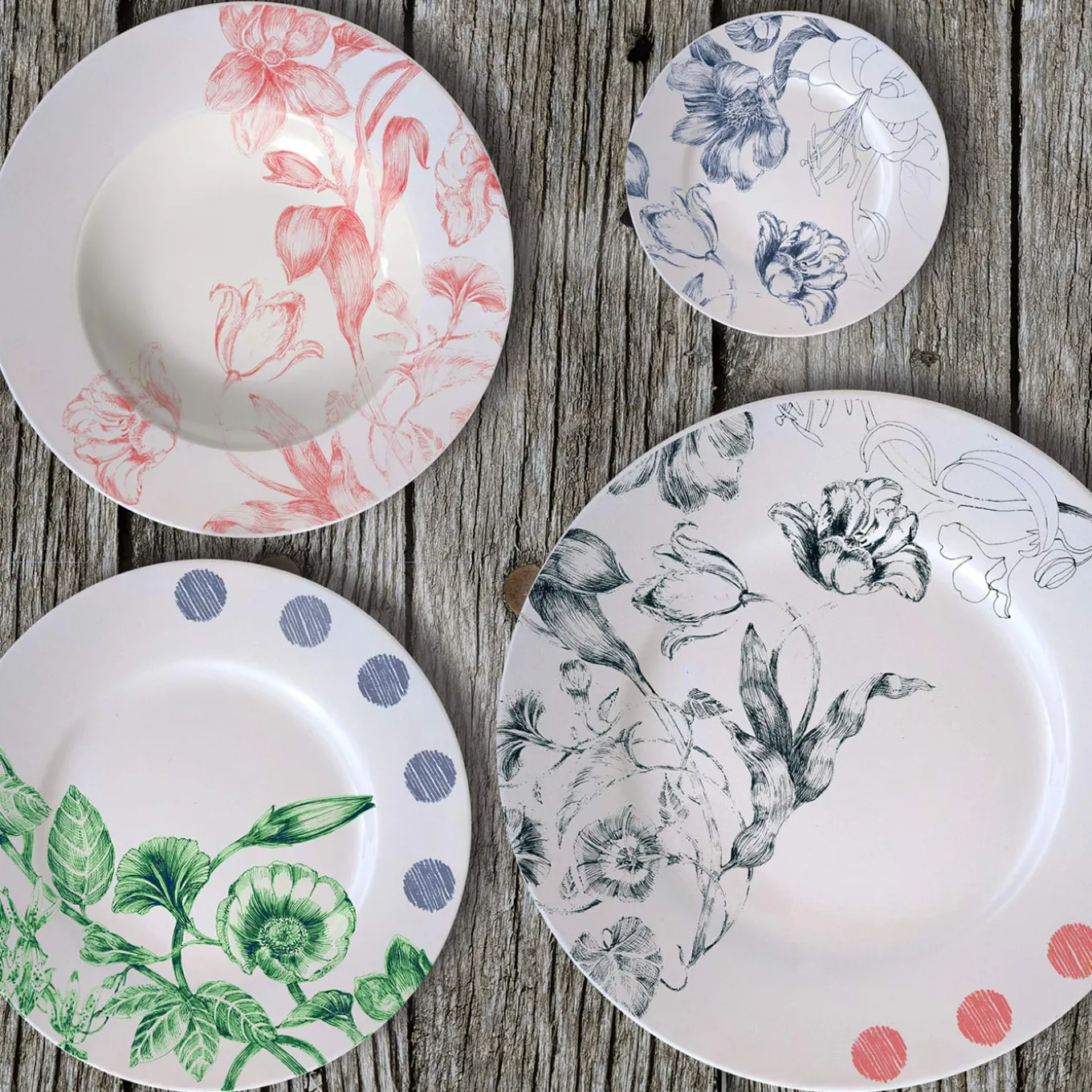 Marie Antoinette Black Dessert Plate