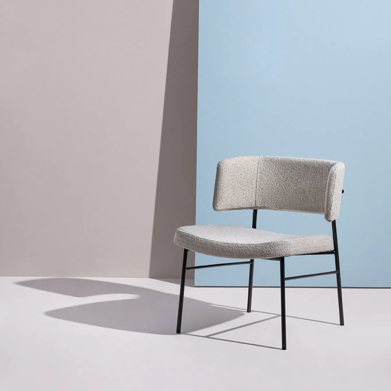 Marlen White Fabric & Black Metal Lounge Chair by EP Studio