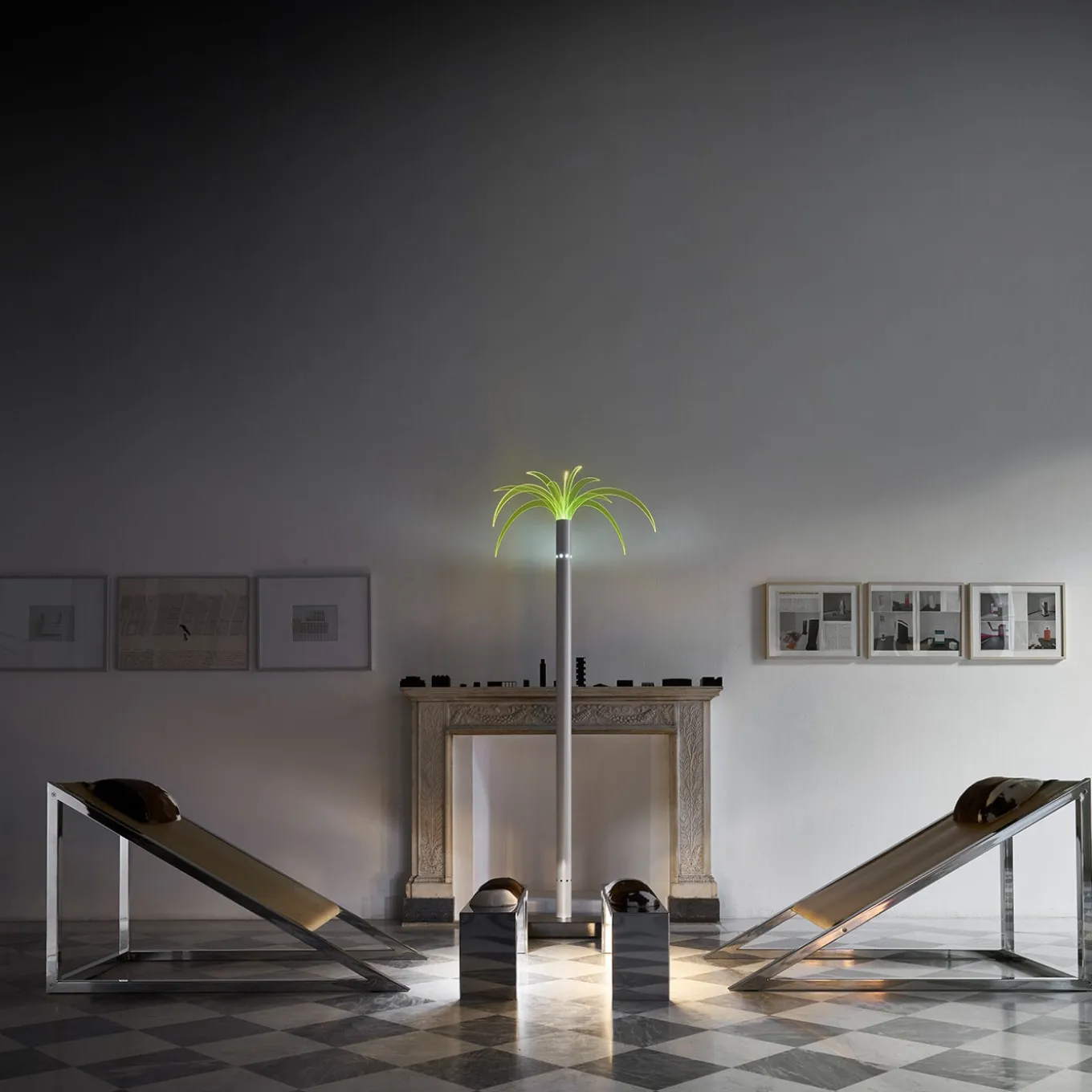 Mies Footstool