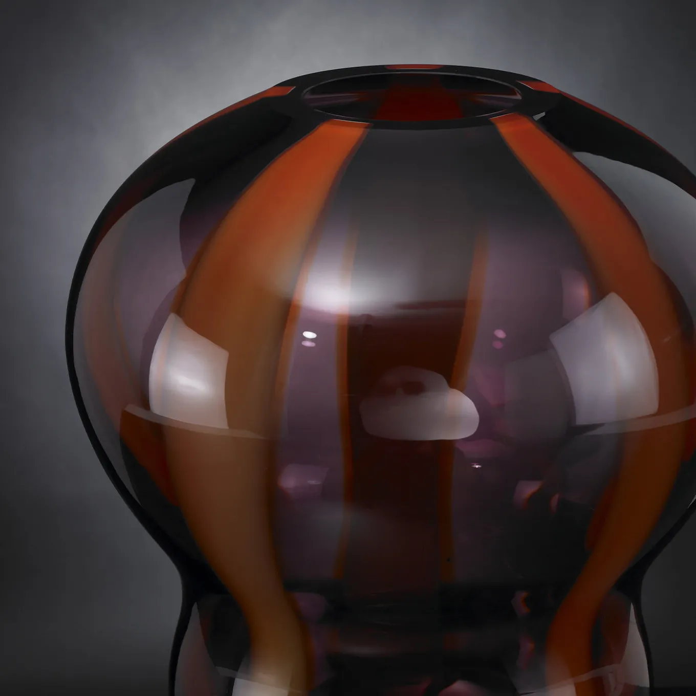 Mister Burgundy Vase