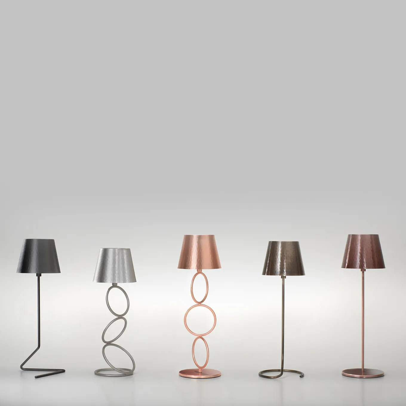 Mizar Rings Copper & Brass Wireless Table Lamp by I. Harari