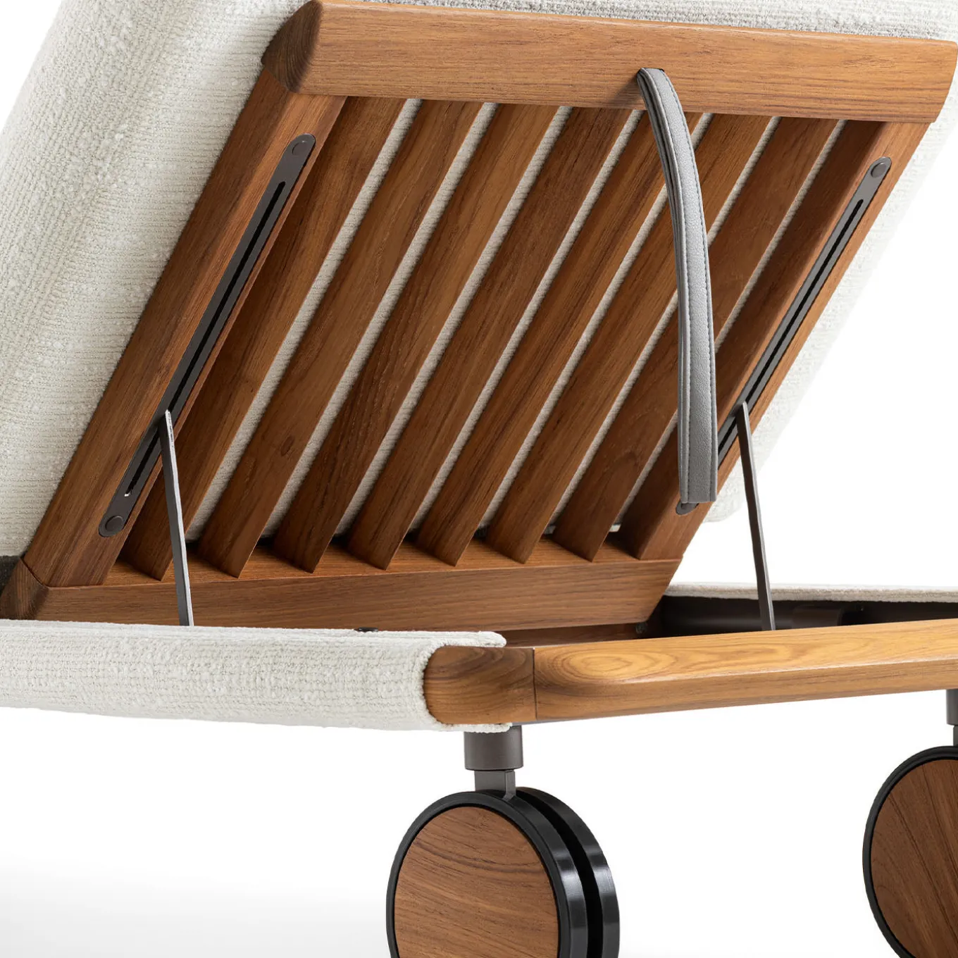 Moorea Tulum White Sunbed