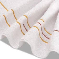 Namast� White Bath Towel set