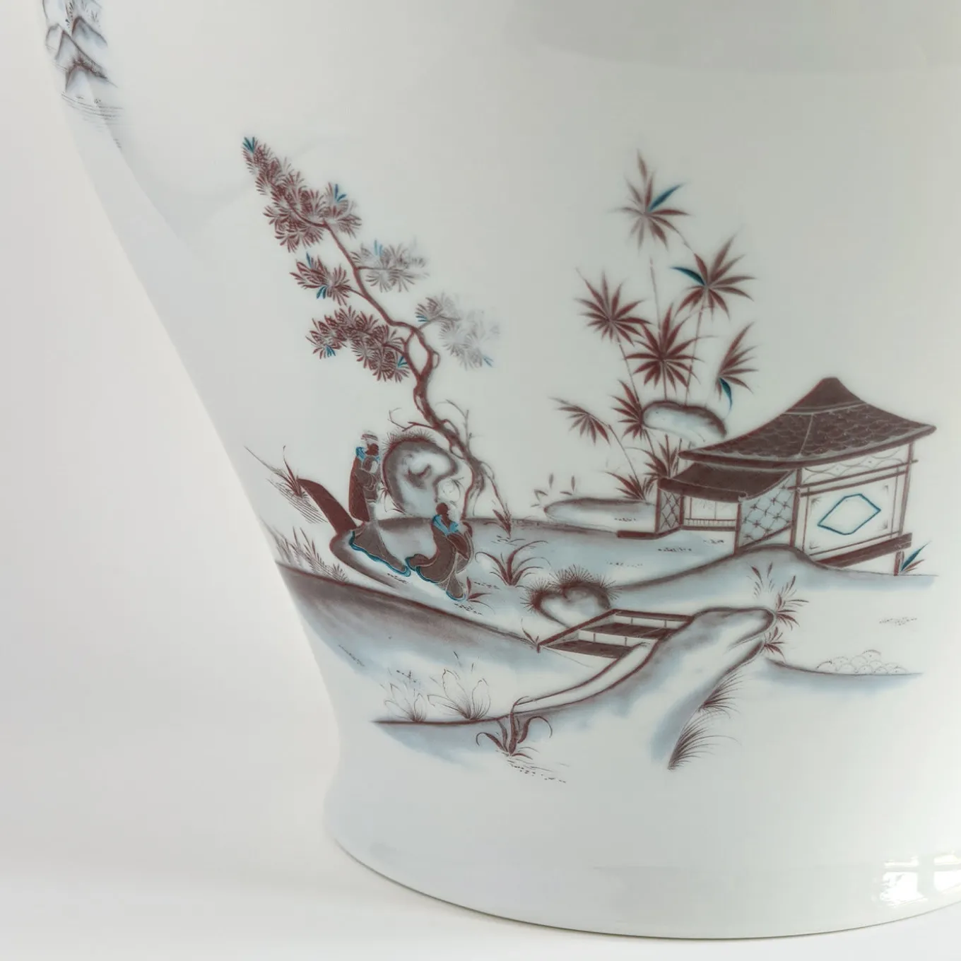 Natsumi Amphora Porcelain Vase with japanese landscape h27cm