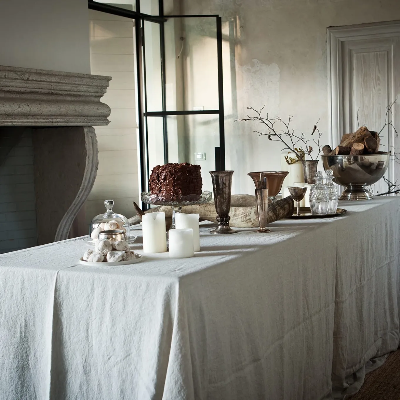 Natural Tablecloth with Large Border