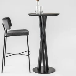 Niels Fast Food Bistro Table by Massimo Broglio
