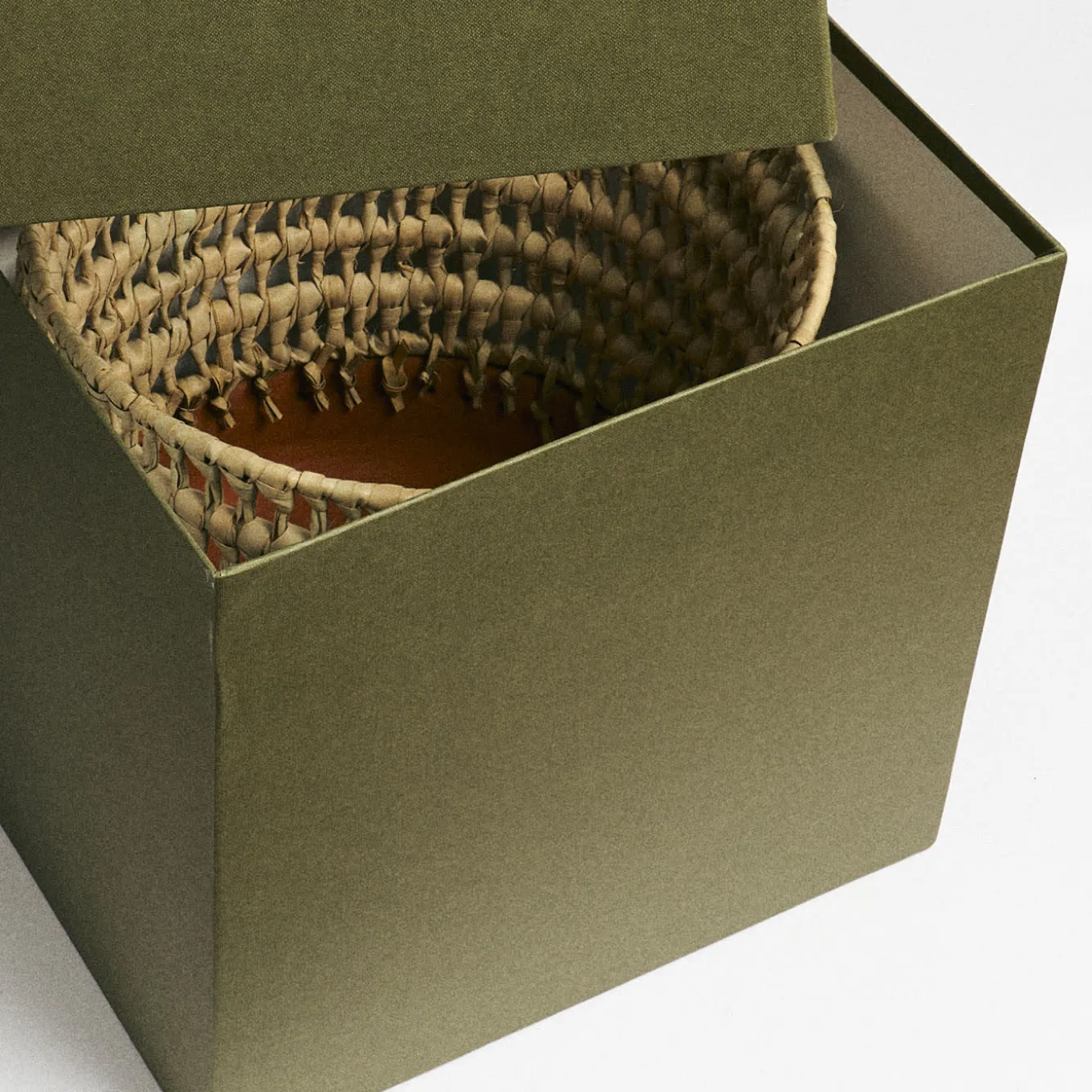 Nude Rigid & Orange Basket