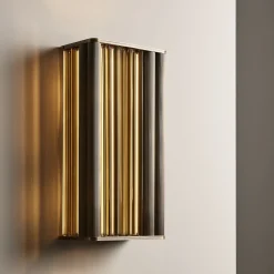 Numa Wall Lamp