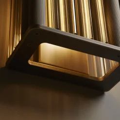Numa Wall Lamp
